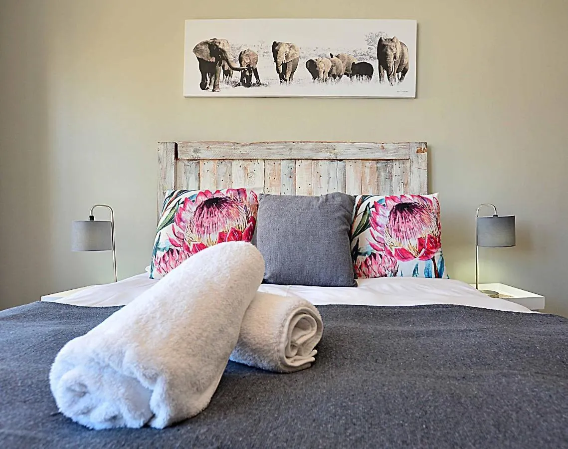 Seaside Village Beach Penthouse Bloubergstrand Apartment